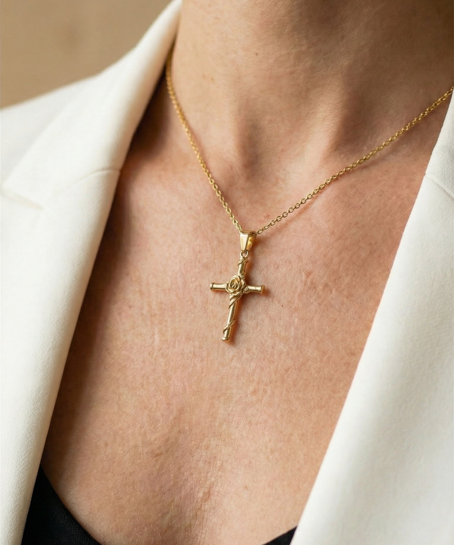 Cross necklace with pink cross pendant