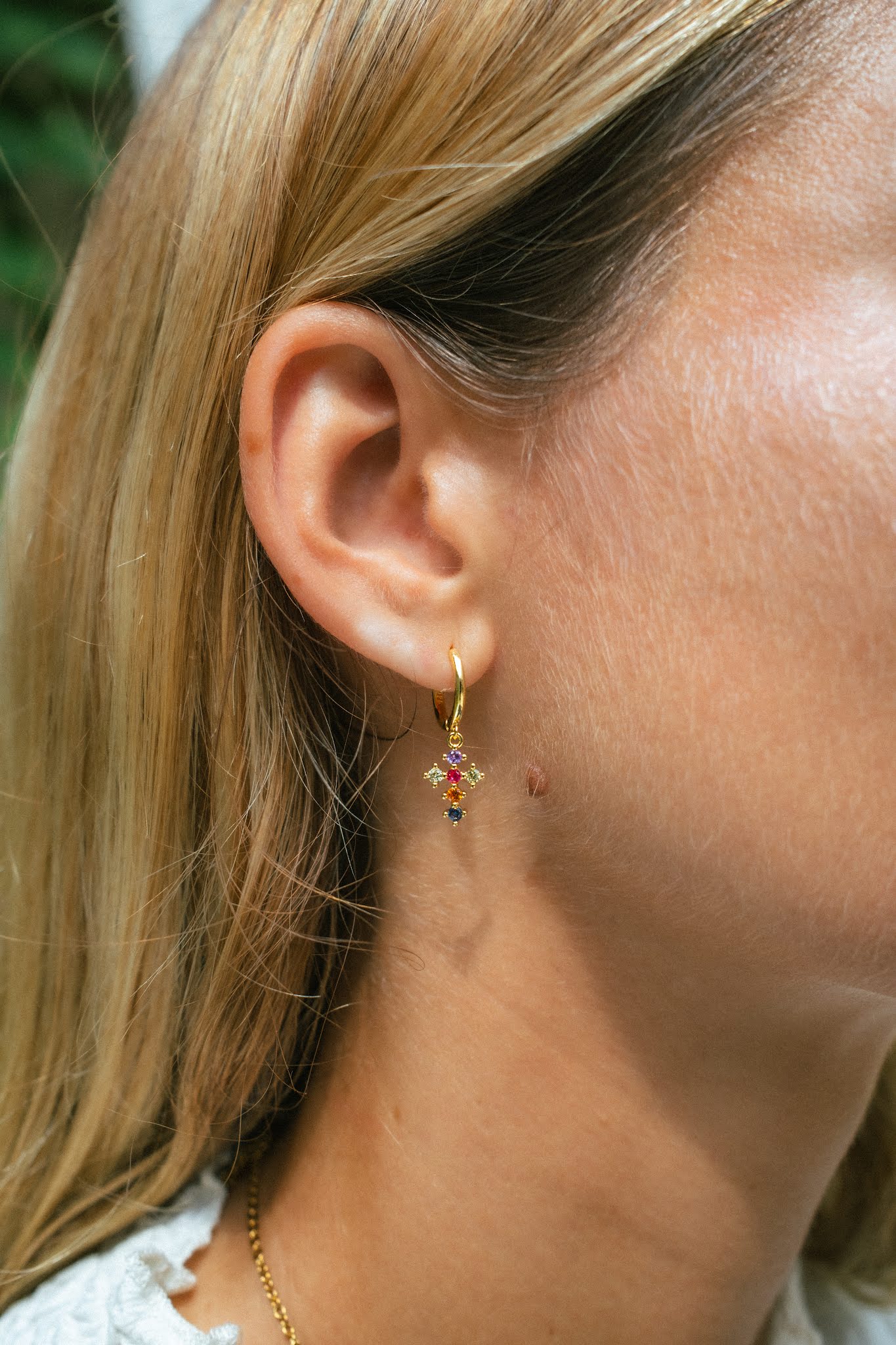 Boucles d'Oreilles Croix Colorées