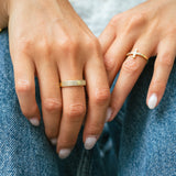 Bague Délicate Croix Étincelante