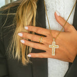 Collier Croix Dorée Cristaux