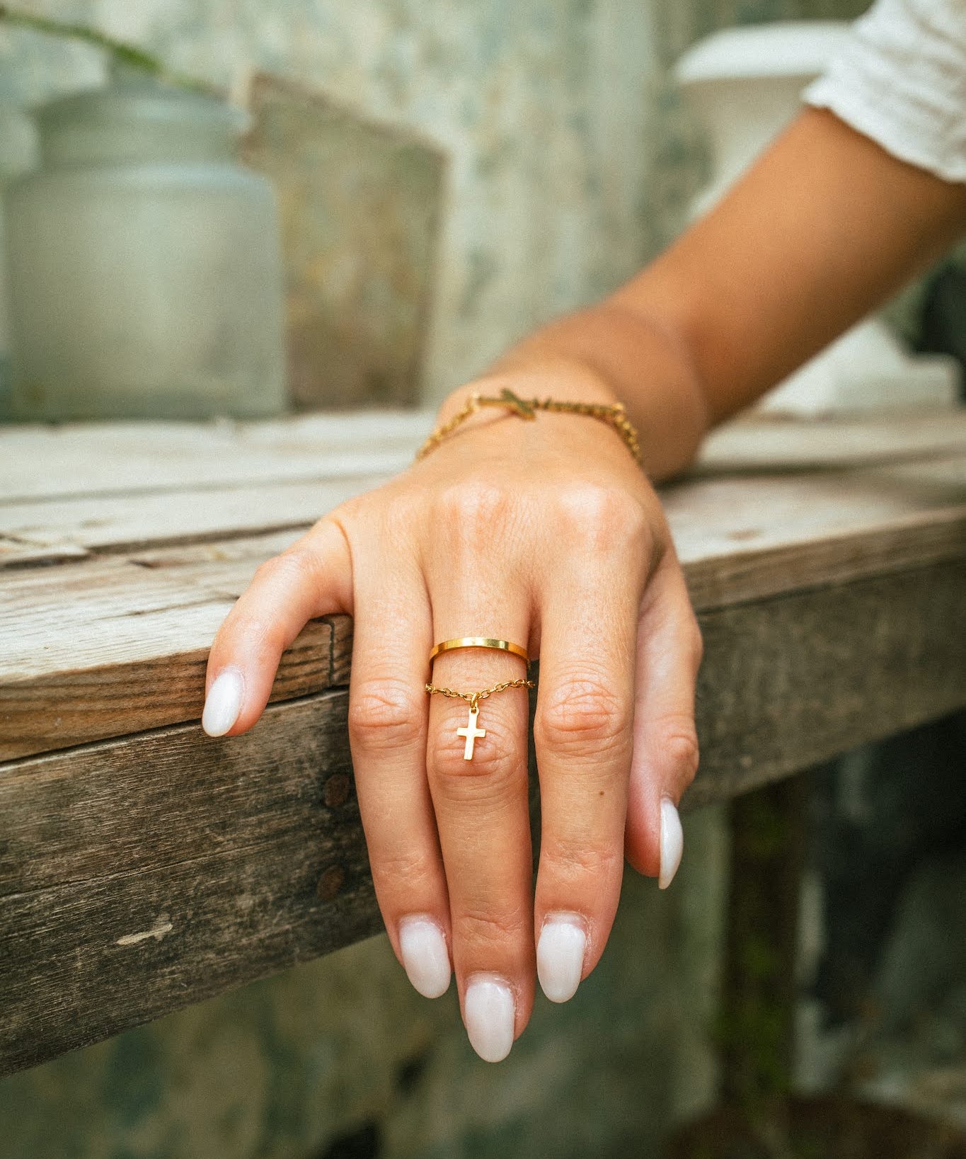Bague Croix avec Chaîne Élégante