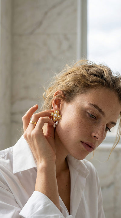 Boucles d’Oreilles Croix Perles Élégance Divine