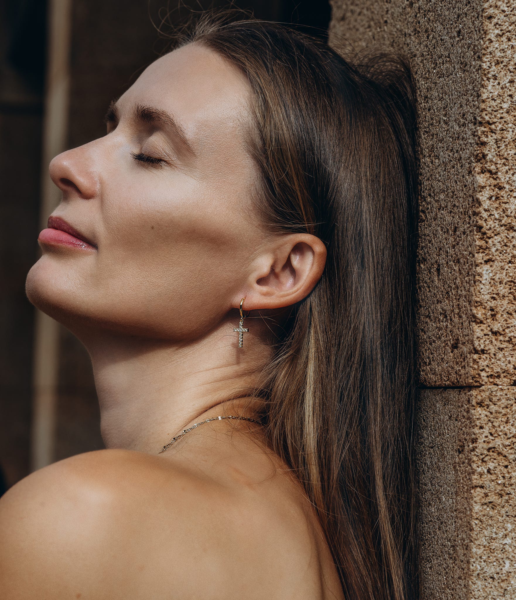 Boucles d'Oreilles Croix Diamantée