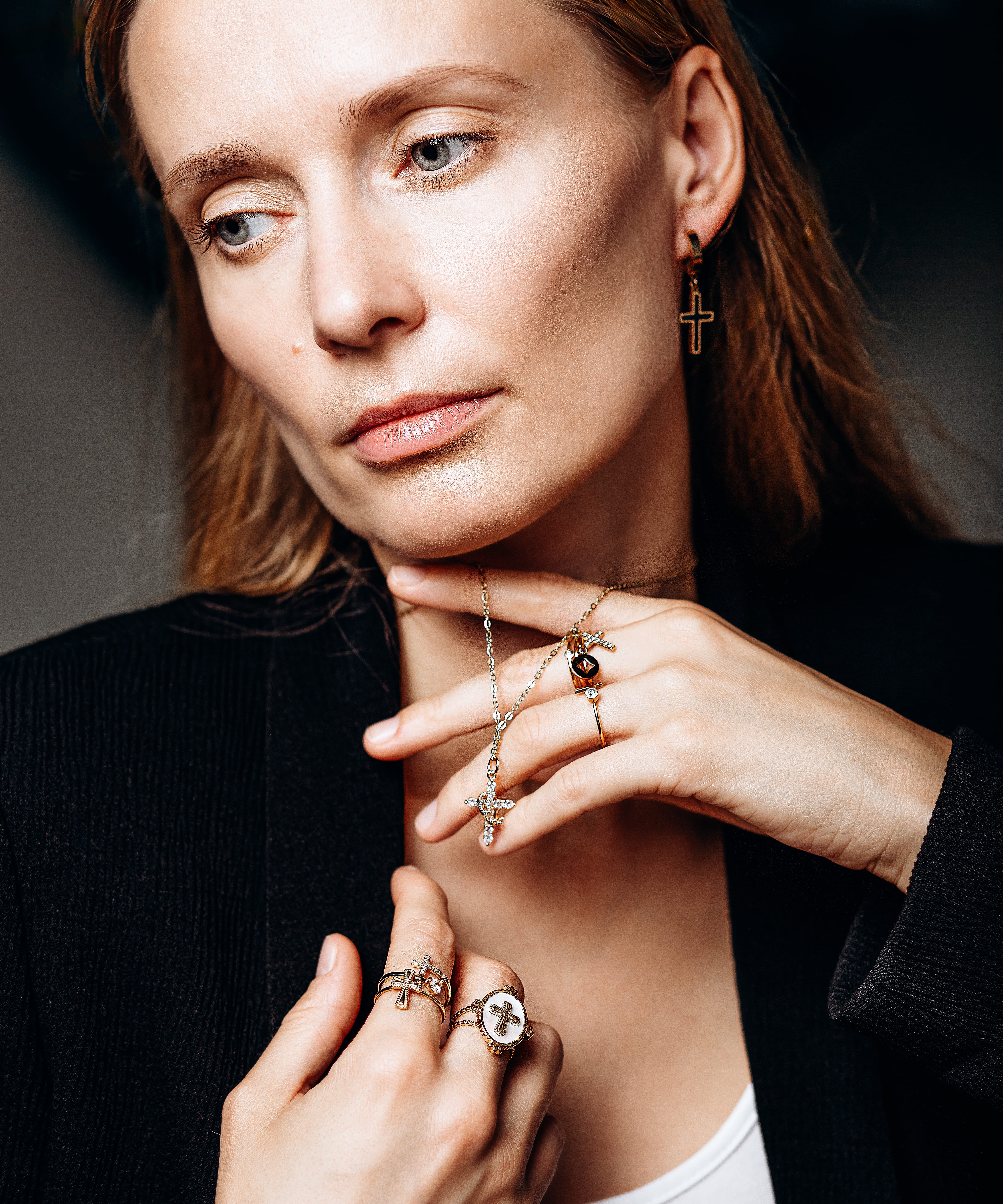 Collier Croix Couronnée