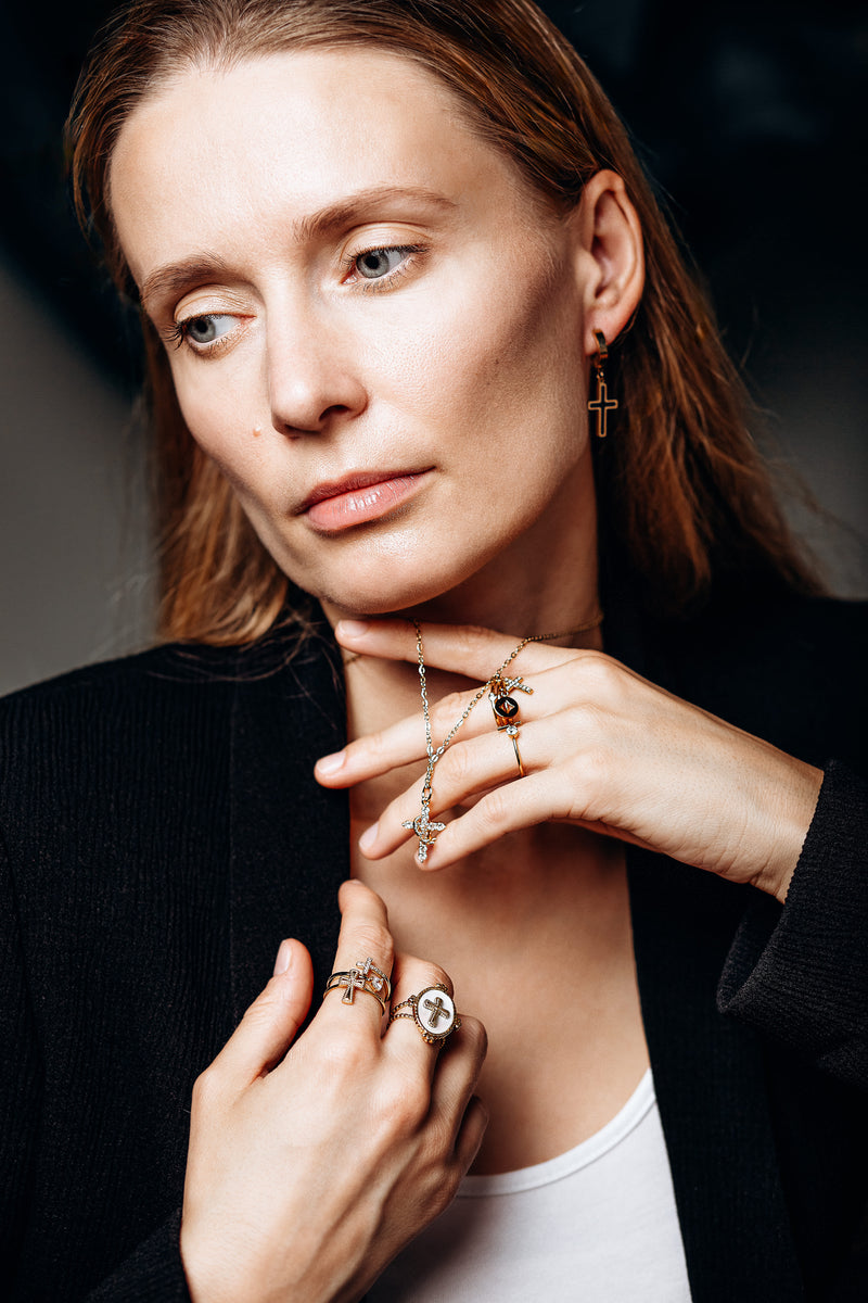 Collier Croix Couronnée