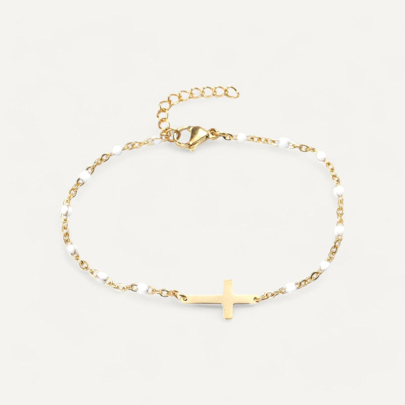 Armband mit goldener Kreuz und Perlen