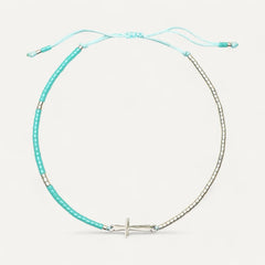 Bracelet à Breloques en Perles avec Croix Argentée