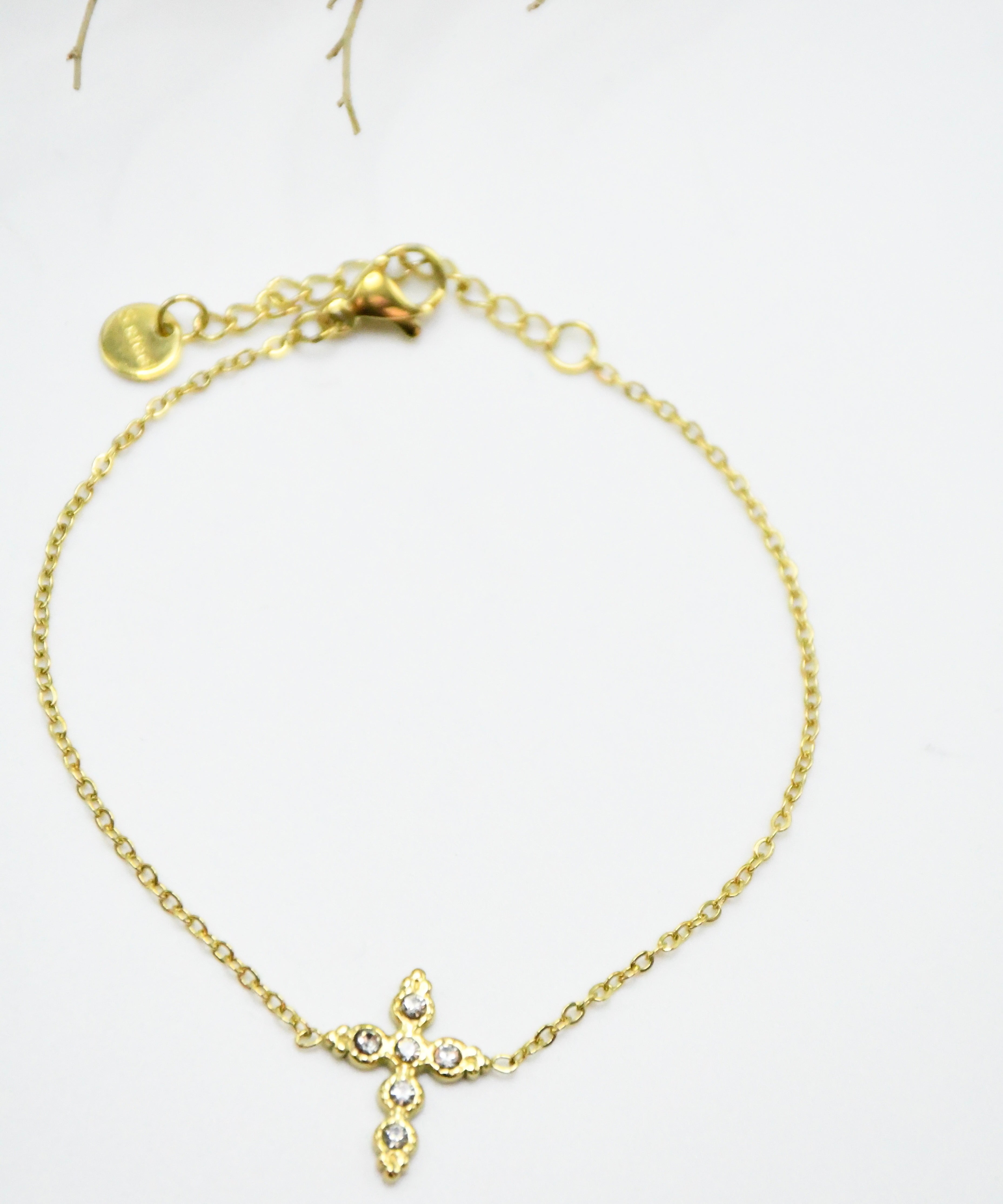 Bracelet Croix Dorée Divine