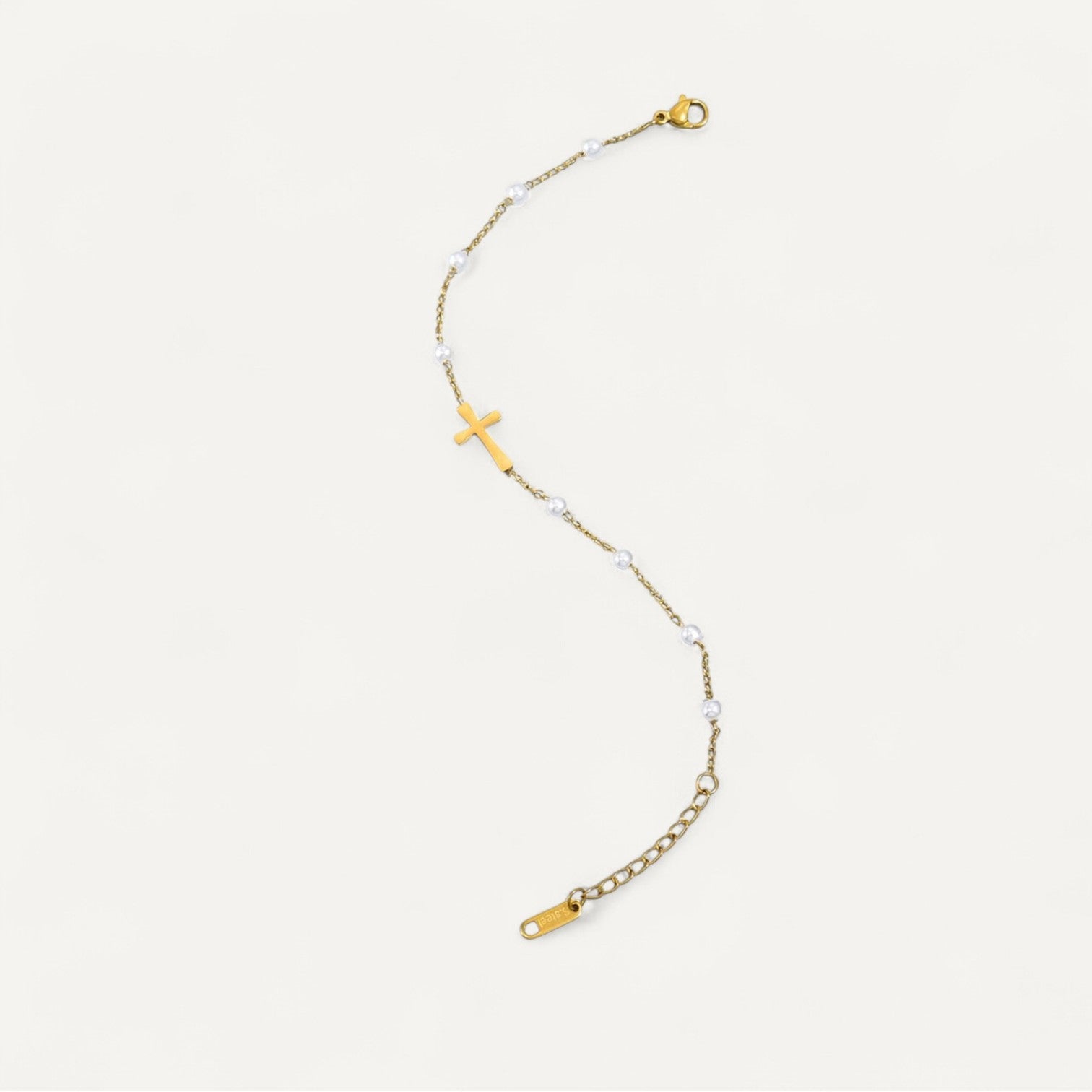 Bracelet Croix Dorée & Perles Élégantes
