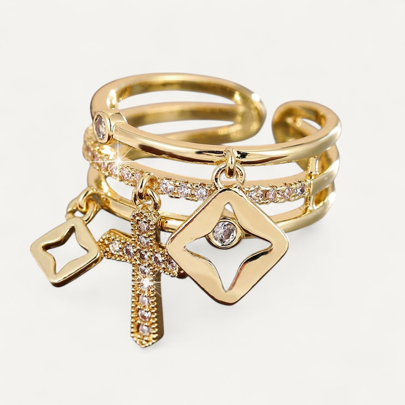 Bague Croix Charms Élégance