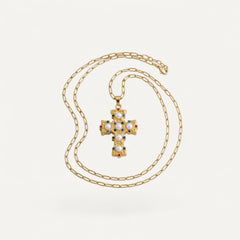 Collier Croix Royale aux Perles Dorées