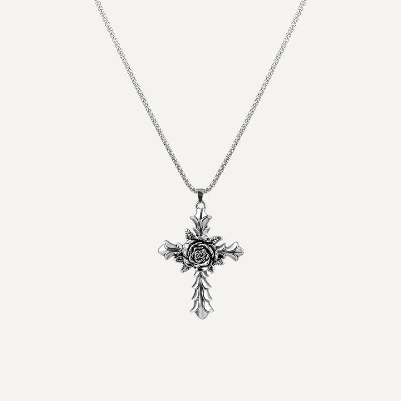 Collier Croix Gothique Femme