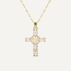 Collier Pendentif Croix avec Zirconiums