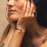 Armband Kreuz Schnur