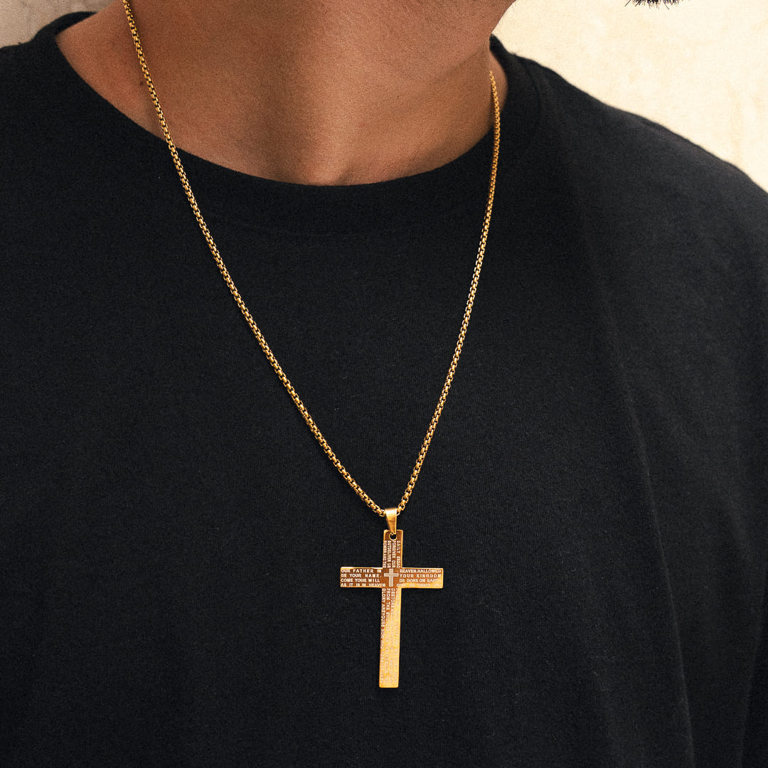 Classical cross pendant necklace engraved with biblical prayer