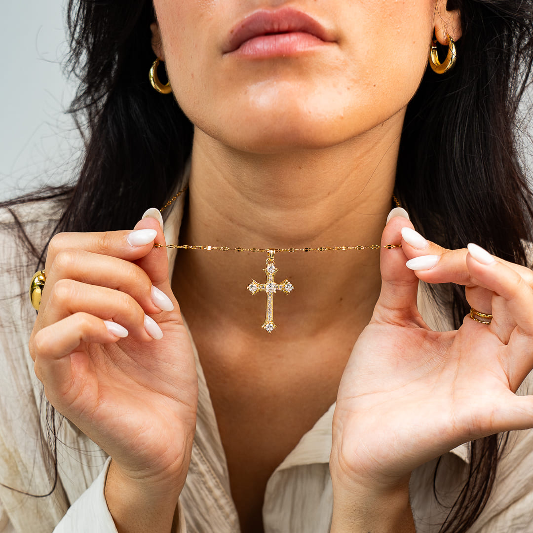Collier Croix Chrétienne Chic
