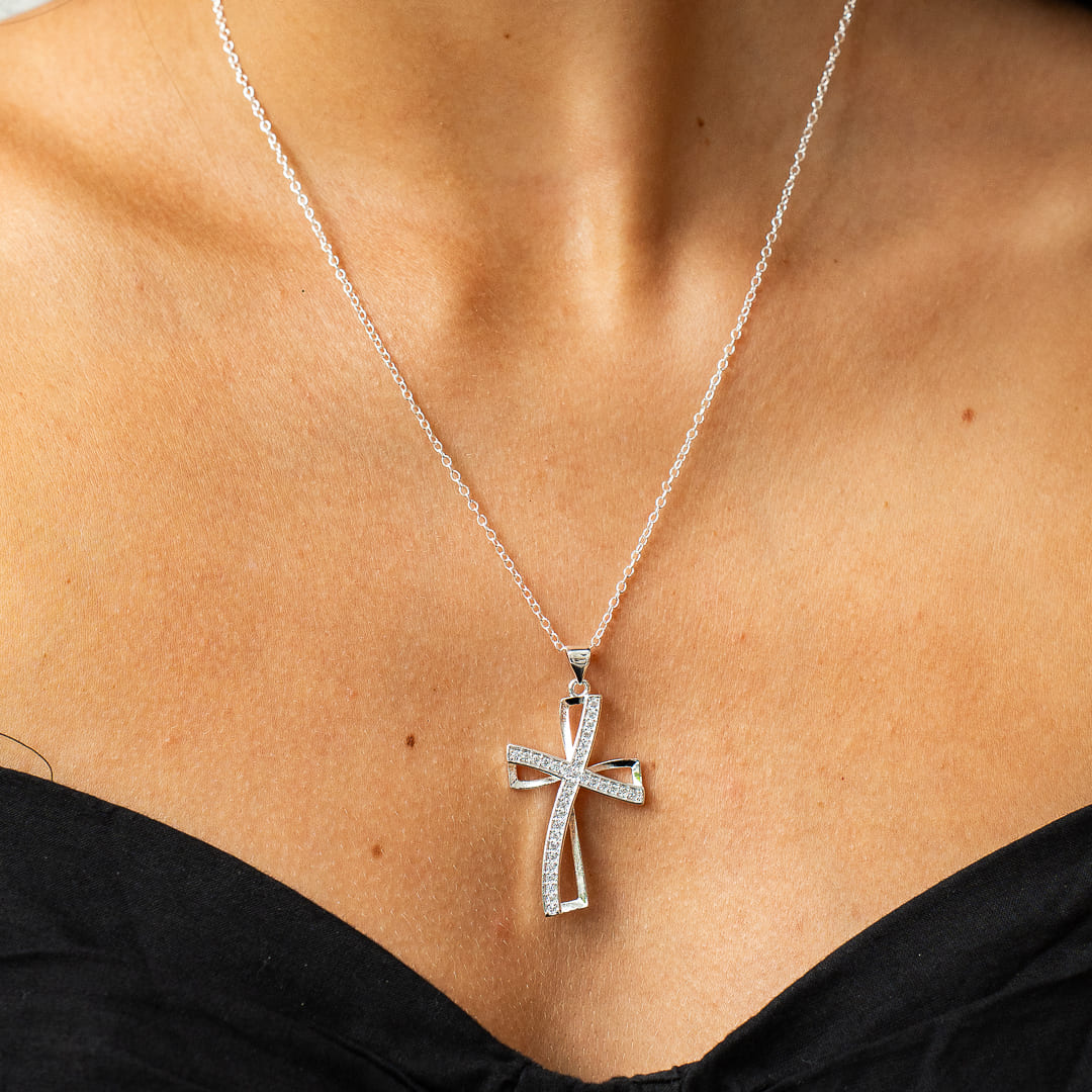 Twisted cross necklace