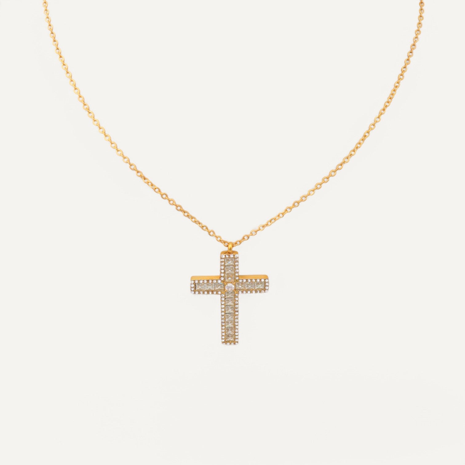 Collier Croix Radieuse