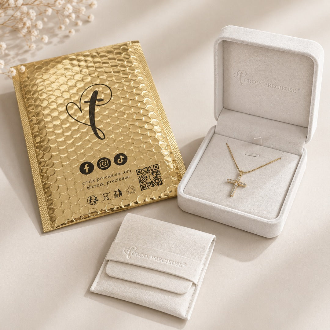 Emballage Croix Précieuse : écrin, pochette et enveloppe
