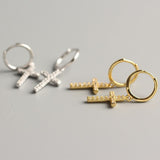 Boucles d'Oreilles Croix Pendante Femme
