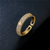 Bague Délicate Croix Étincelante