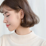 Boucle d'Oreille Croix Fine