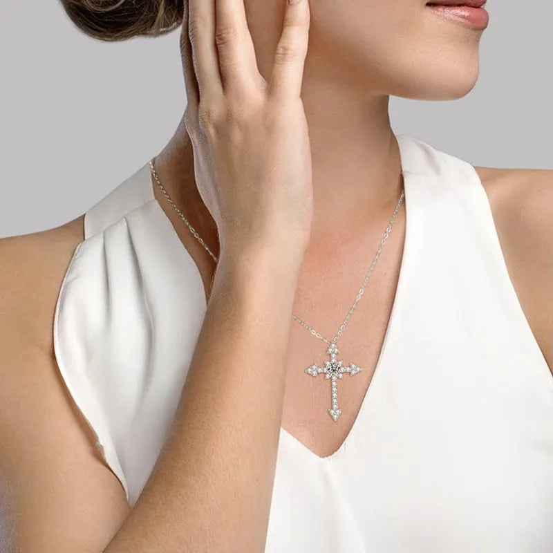 Collier Croix Moissanite