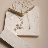Collier Croix Perles Blanches