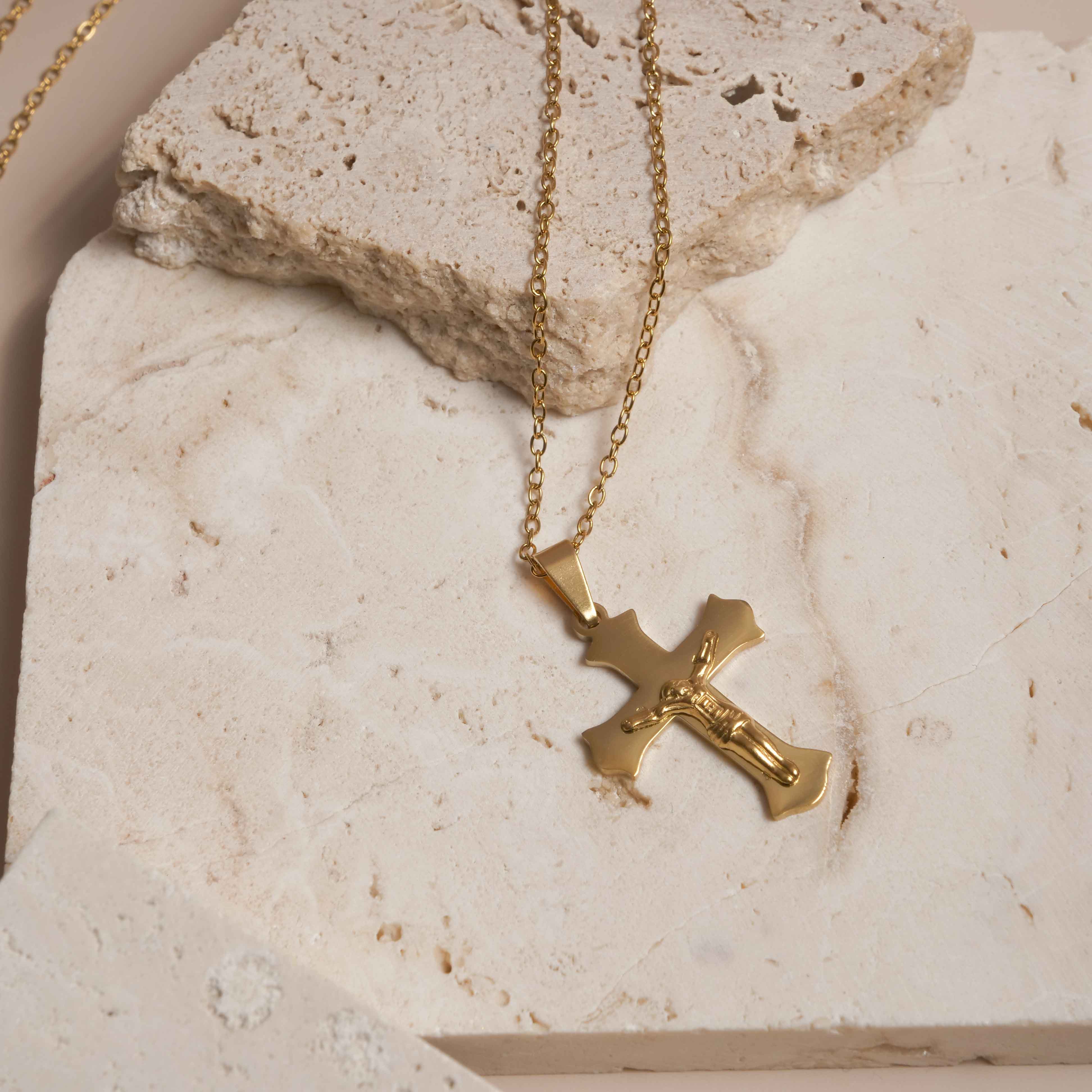 Collier Christ Sculpté