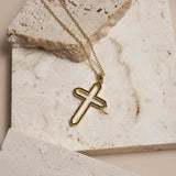 Collier Croix Ajourée Élégance Noire