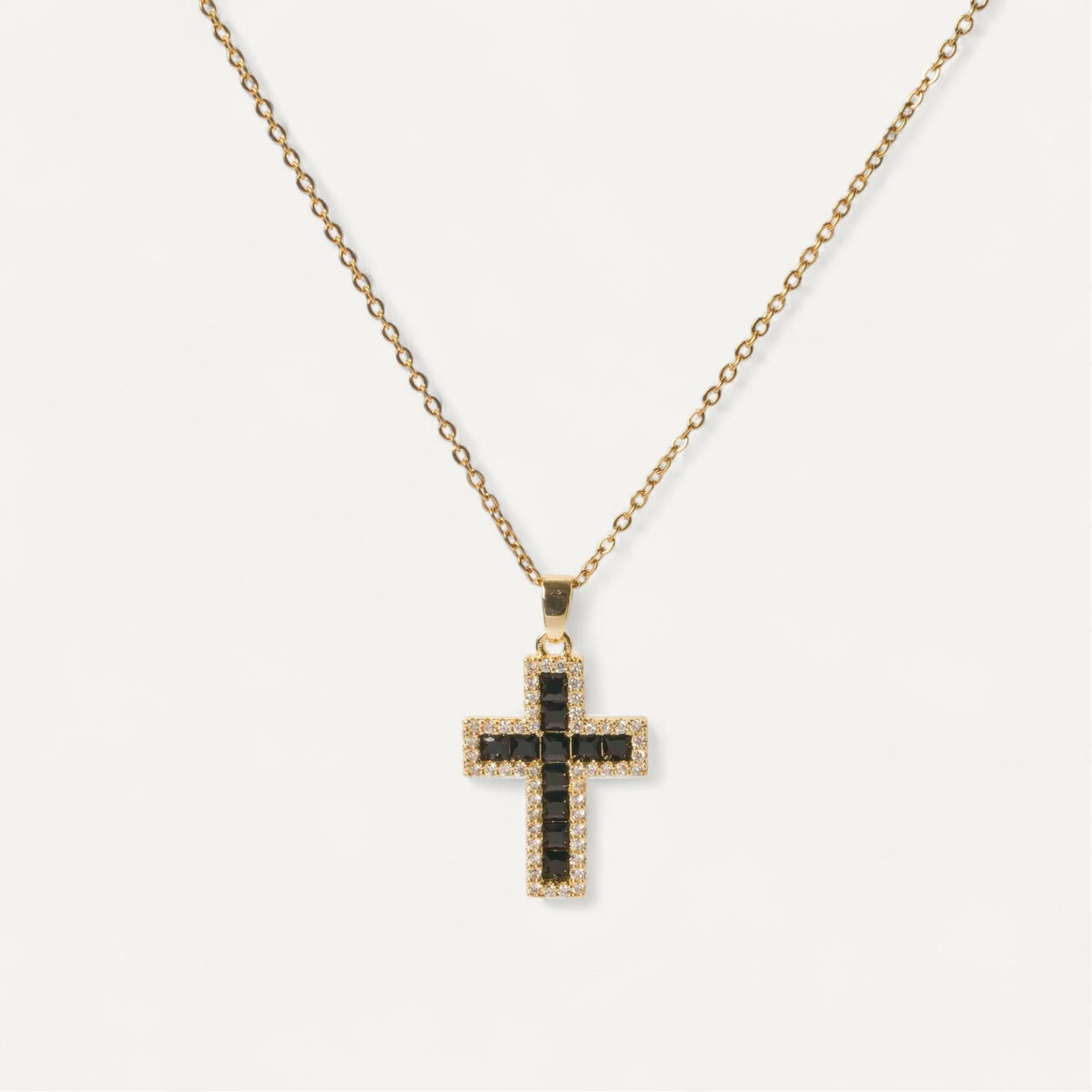 Collier Croix Éclat Noir