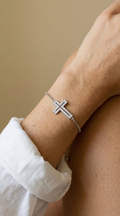 Timeless elegance bracelet