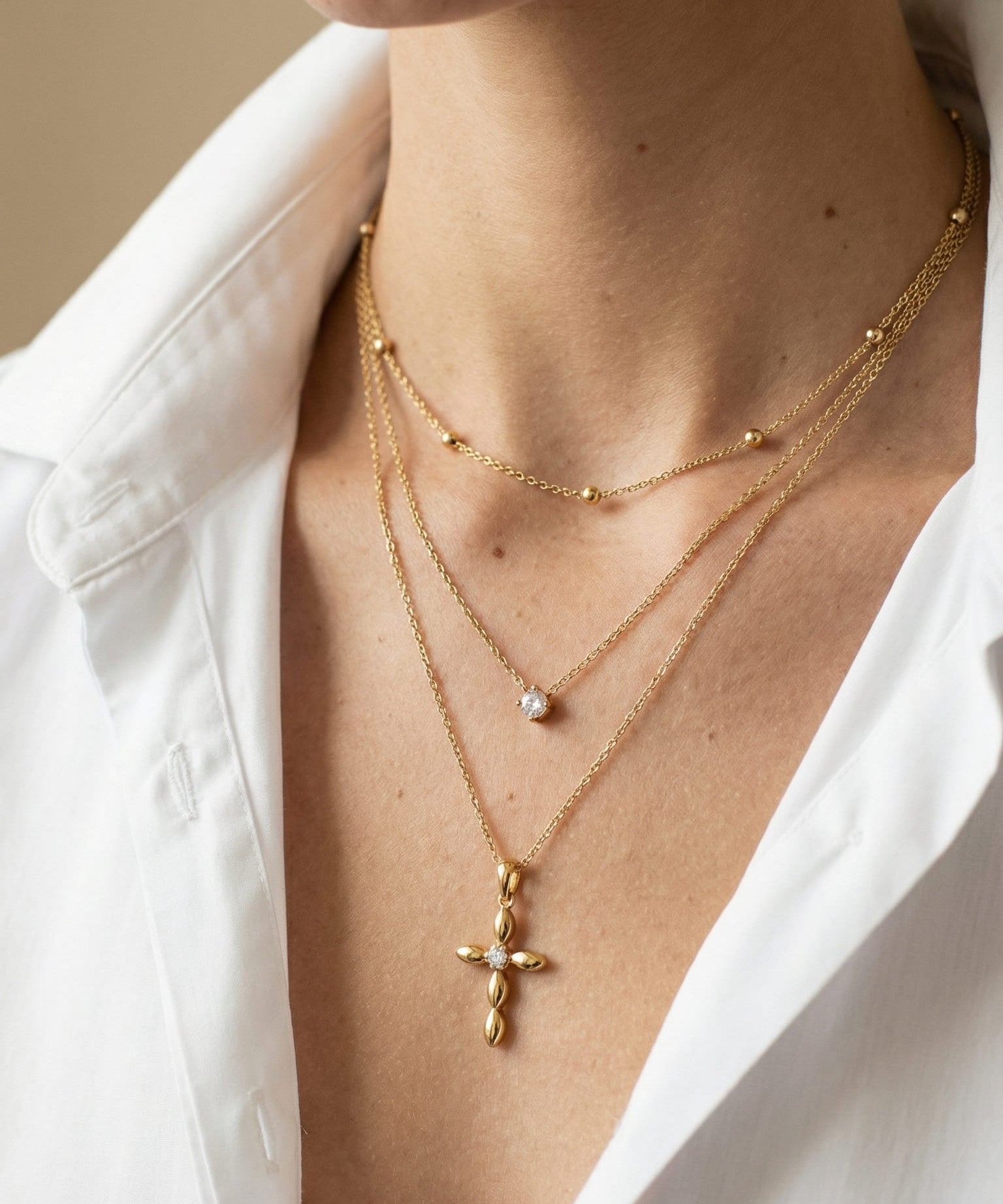 Collier Croix Multirangs Élégant