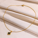 Collier Croix Trèfle