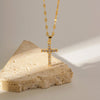 Collier Croix Doré avec Cristaux