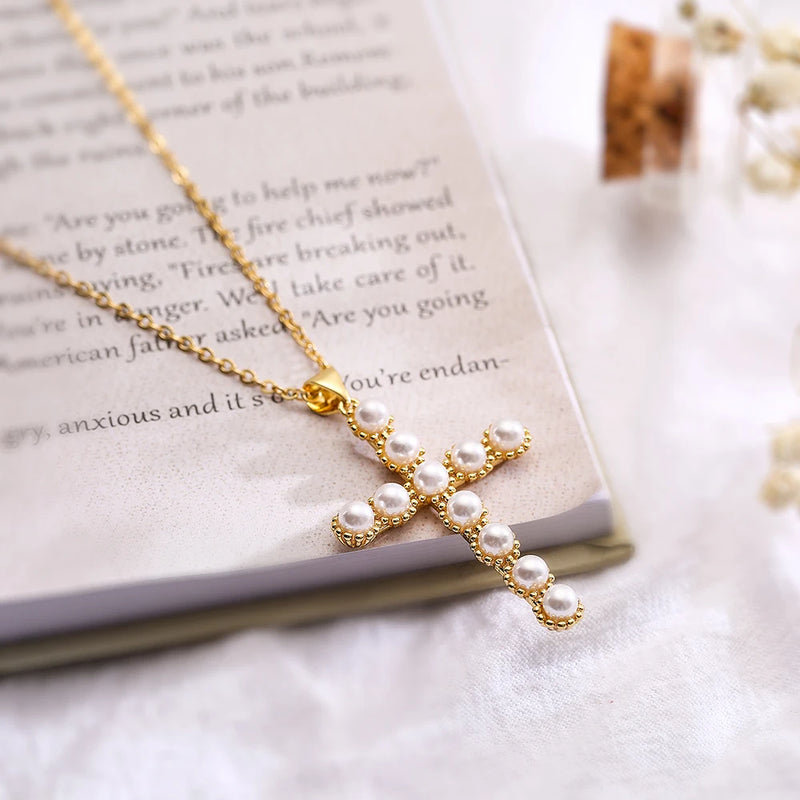 Collier Croix Perle Divine
