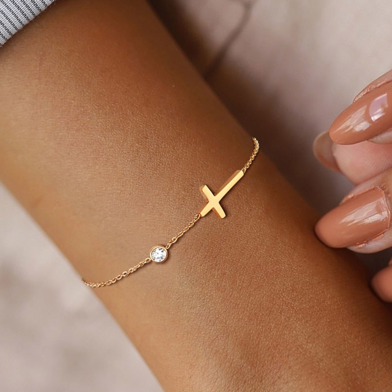 Bracelet Croix pour Femme Simpliste