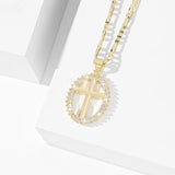 Collier Croix Ovale Doré Éclat Cristal