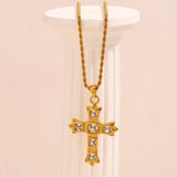 Collier Croix Royale