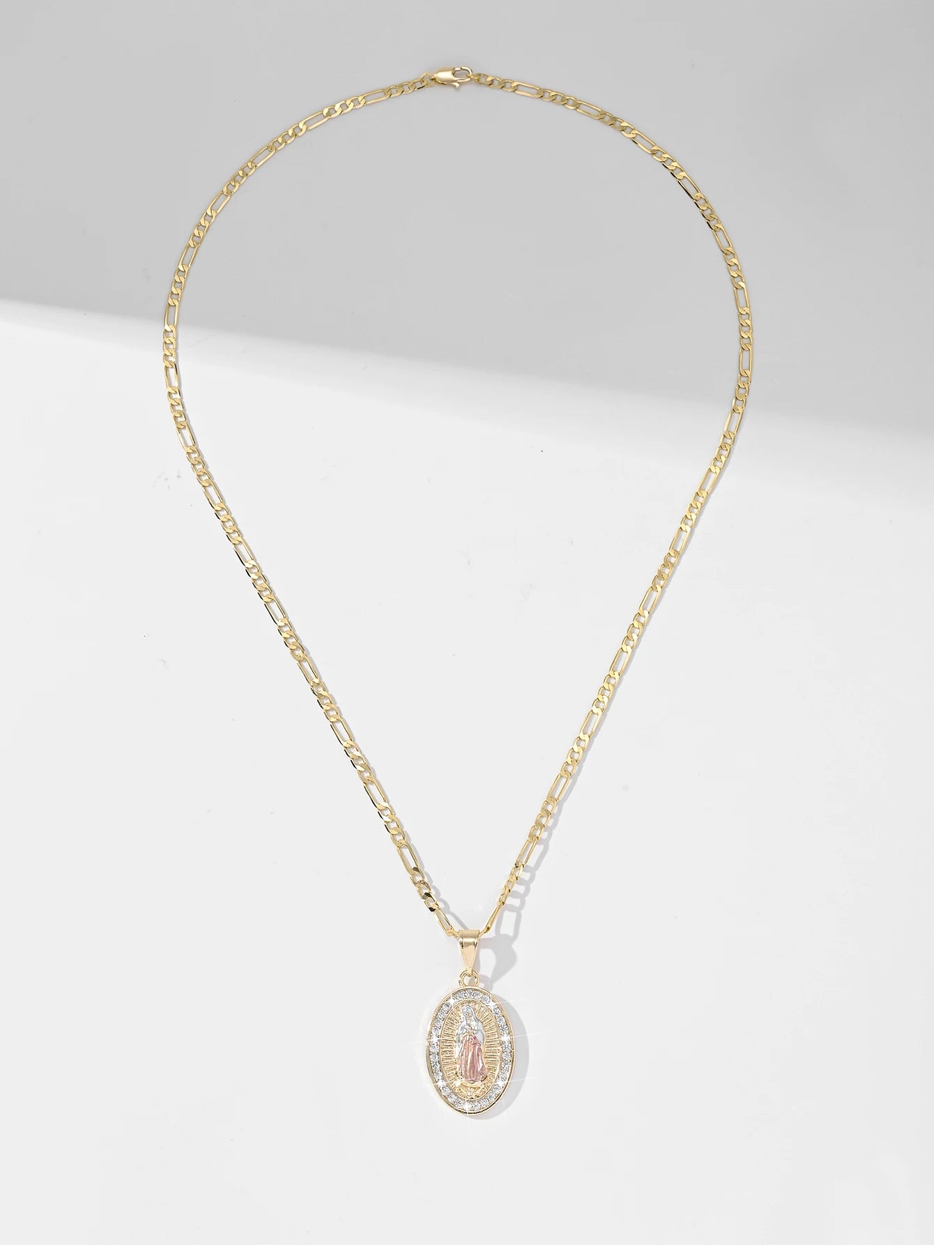 Collier Croix Vierge Marie Éclat Doré