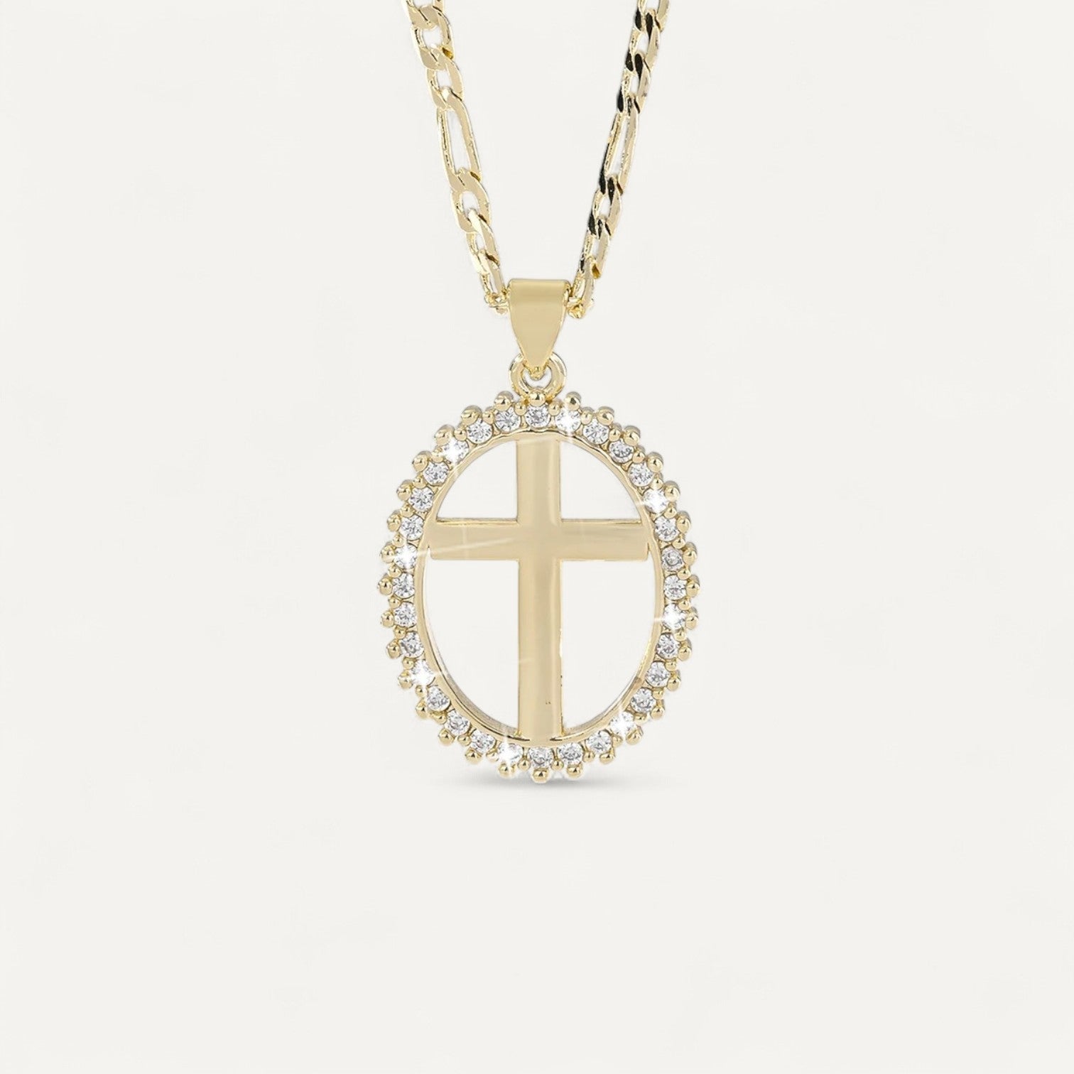 Collier Croix Ovale Doré Éclat Cristal