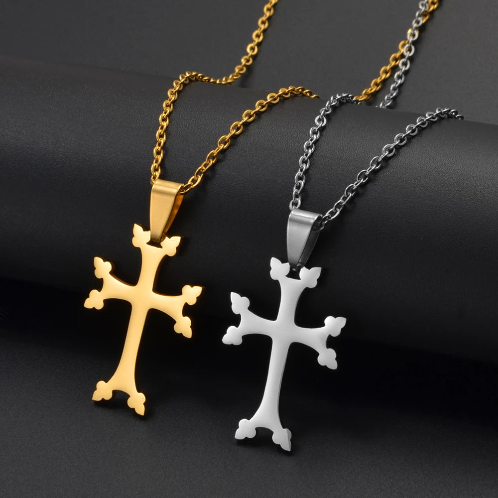 Collier Croix Apostolique en Acier Doré ou Argenté