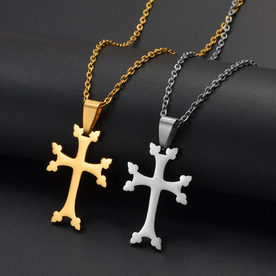 Collier Croix Apostolique en Acier Doré ou Argenté