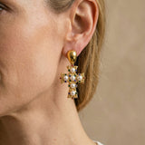 Boucles d’Oreilles Croix Impériale Perlée