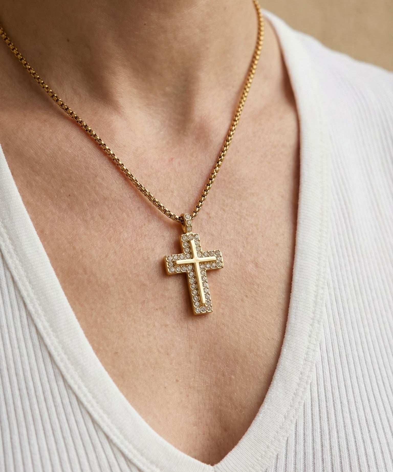 Collier Croix Dorée Cristaux