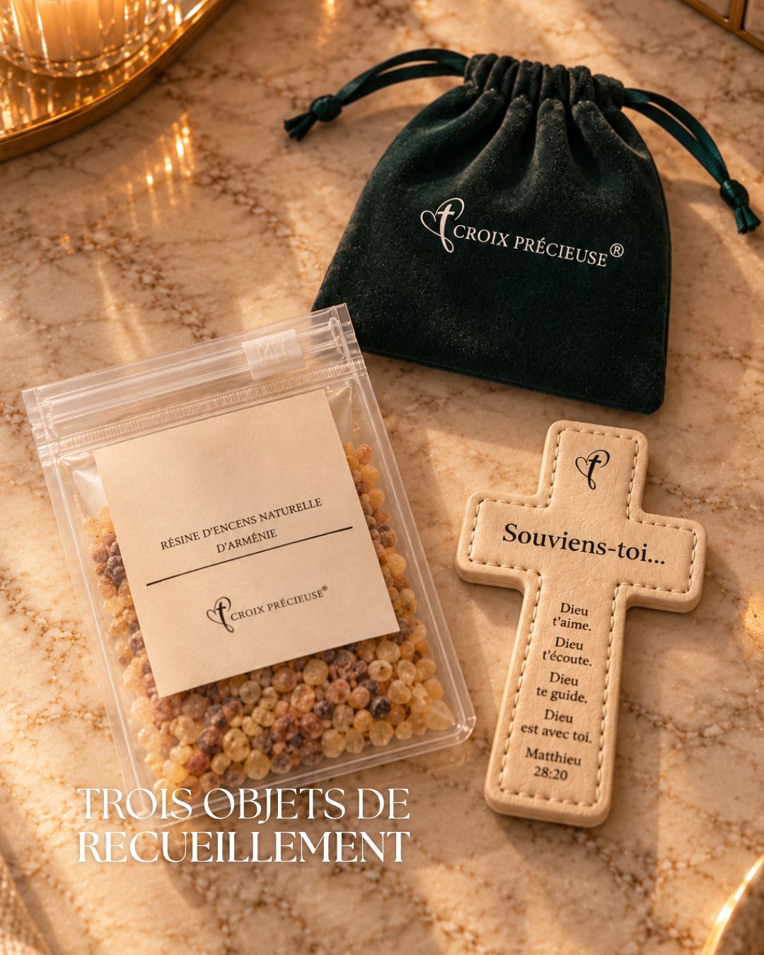 Les trois objets de recueillement : encens d'Arménie, pochette et marque-page croix