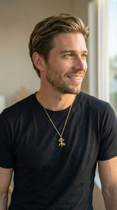 Collier Croix Christ Sculpté