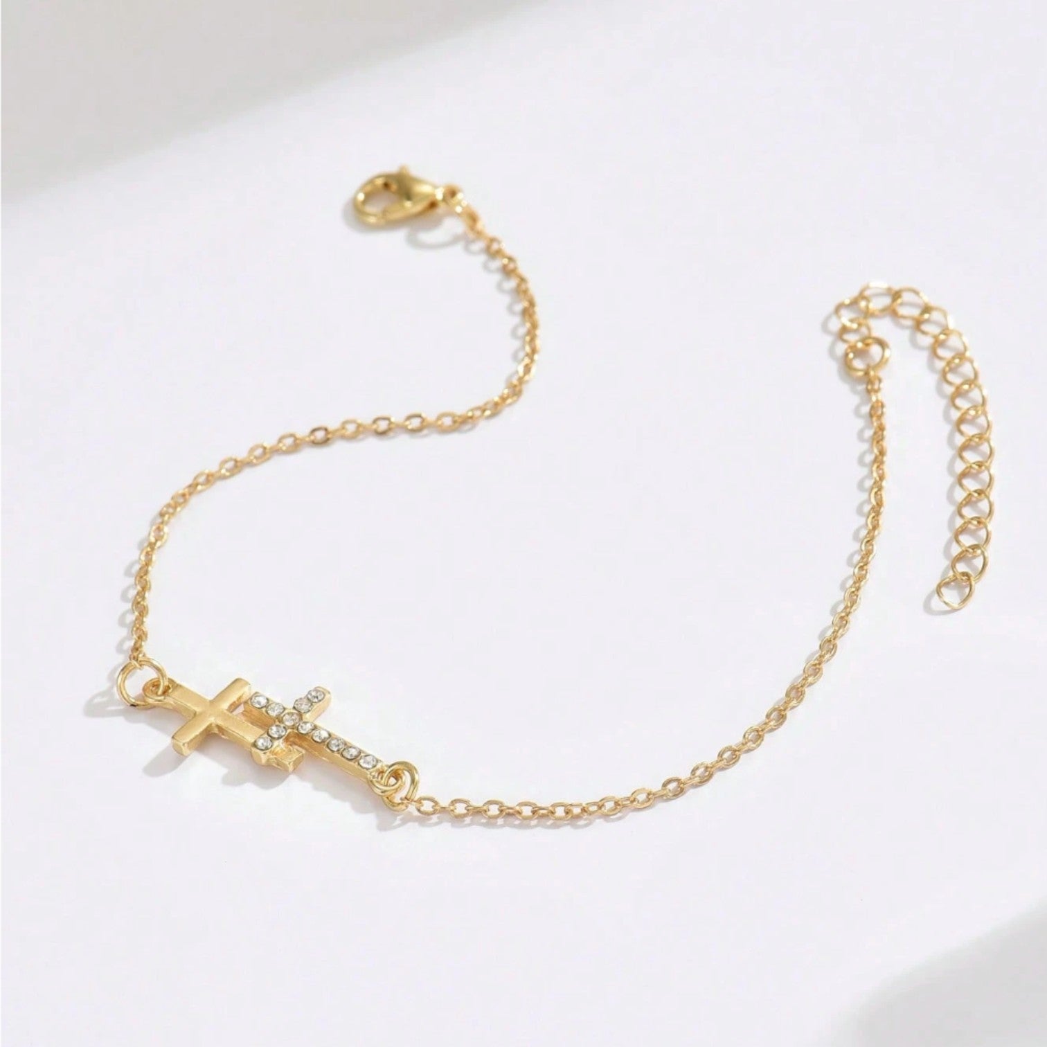 Bracelet Croix Doré avec Strass